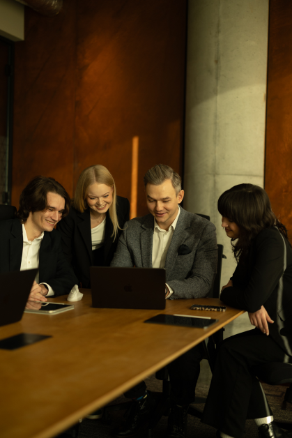Zespół Performance Digital pracuje nad wdrożeniem CRMa